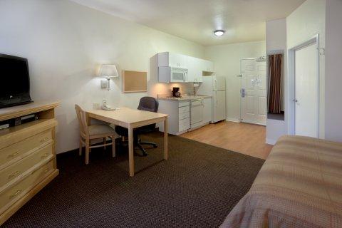 Hotel Candlewood Austin-round Rock By Ihg 2*